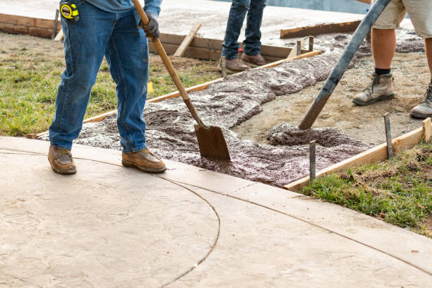 Best Decorative Concrete Services  in Urbana, IL